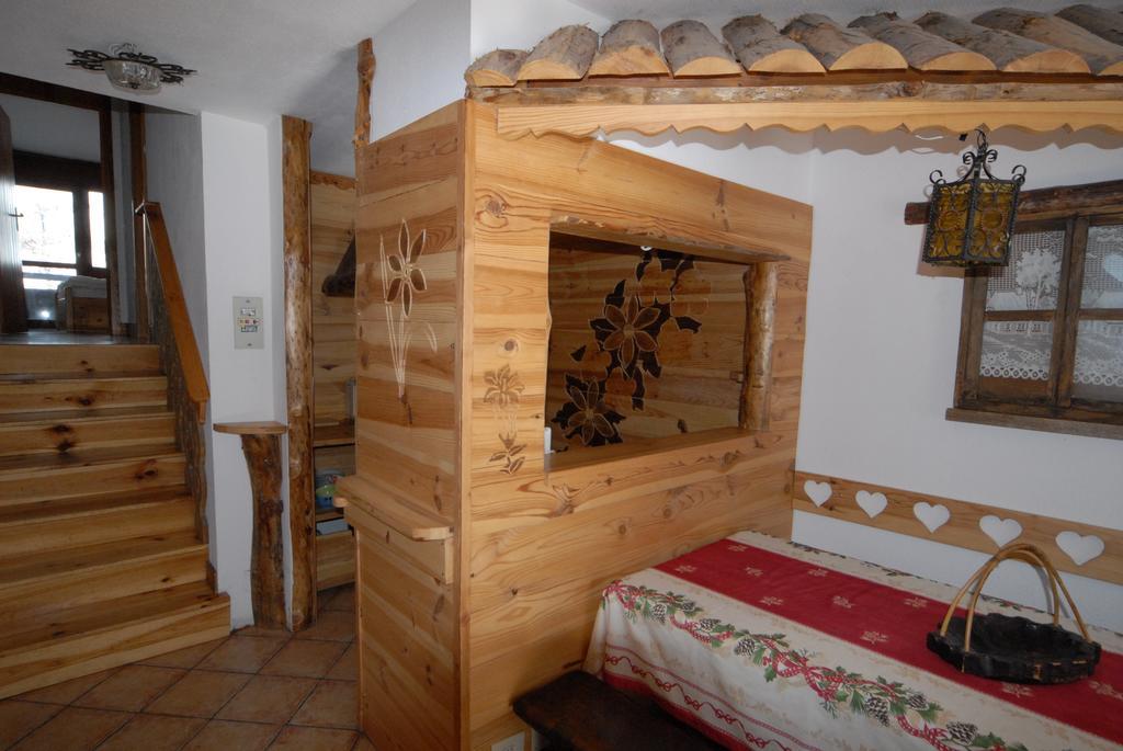 Cromotherapy Apartment بيريوِل تْشيرفينيا المظهر الخارجي الصورة